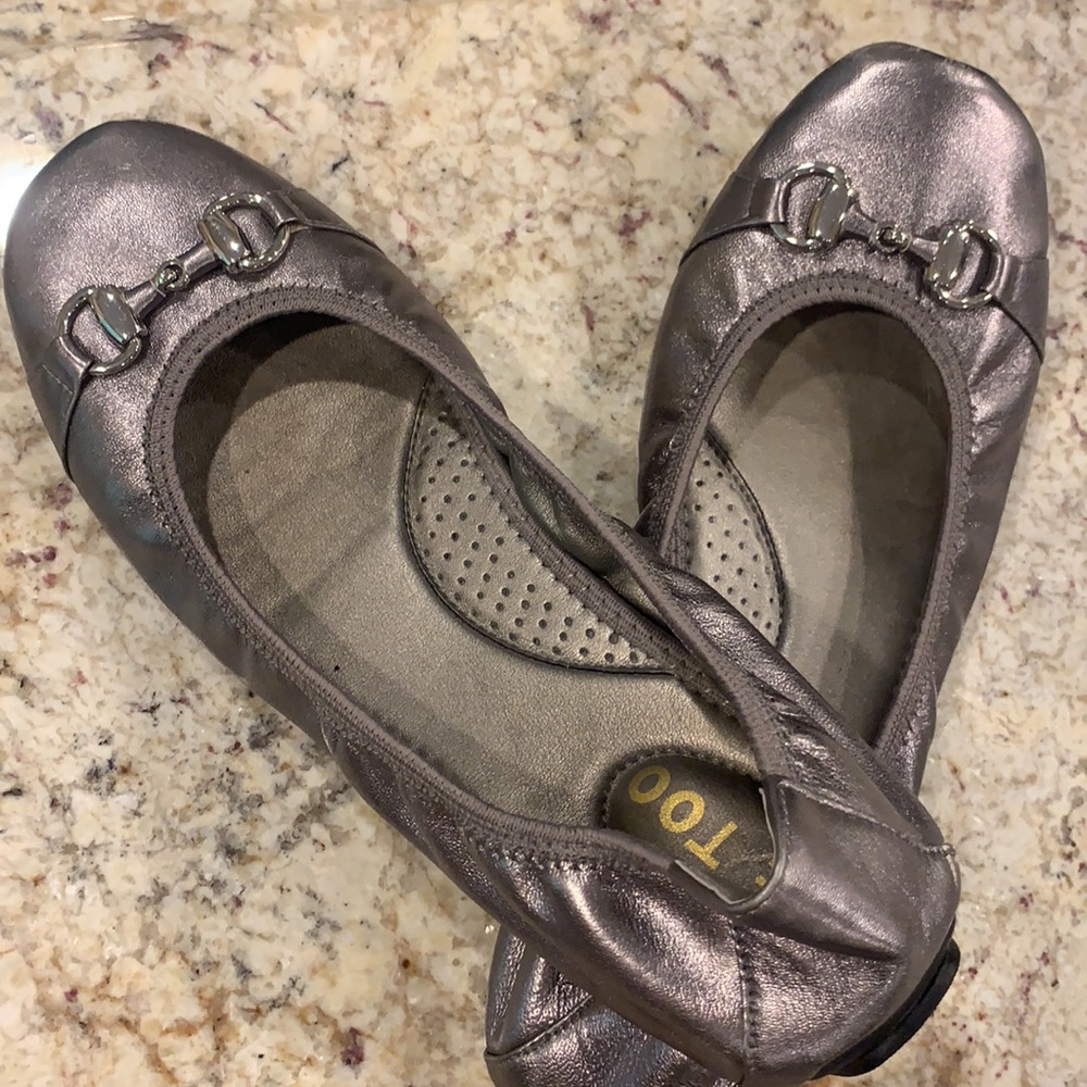 Me Too Legends Ballet Flat size 9